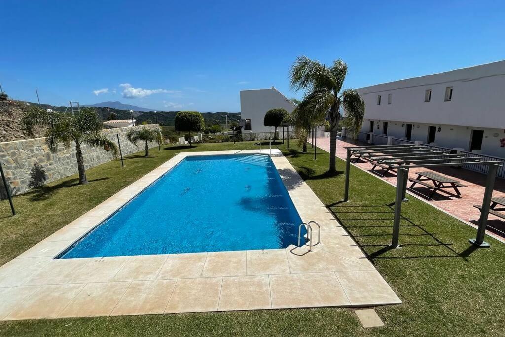Appartement Atico Con Bonita Vista. En Urbanizacion Privada.! à Estepona Extérieur photo